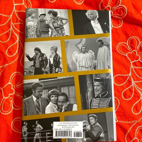 IN SUCH GOOD COMPANY CAROL BURNETT HB EUC - Picture 3 of 8